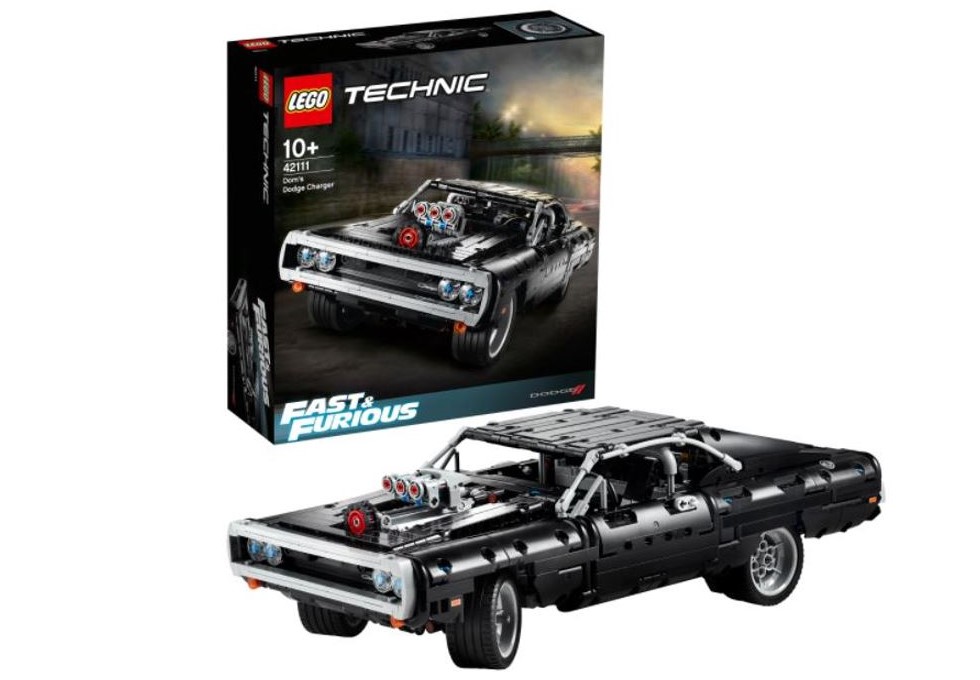 LEGO Technic – Dom’s Dodge Charger 42111, 1077 piese ~500